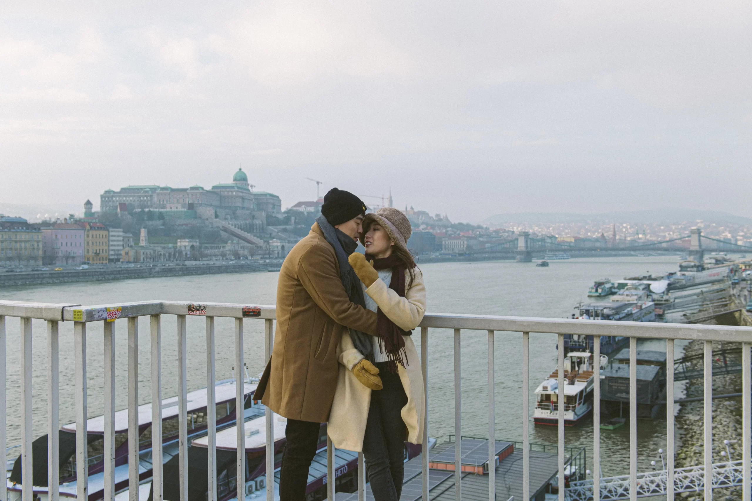 Elegant pre-wedding photography in Budapest