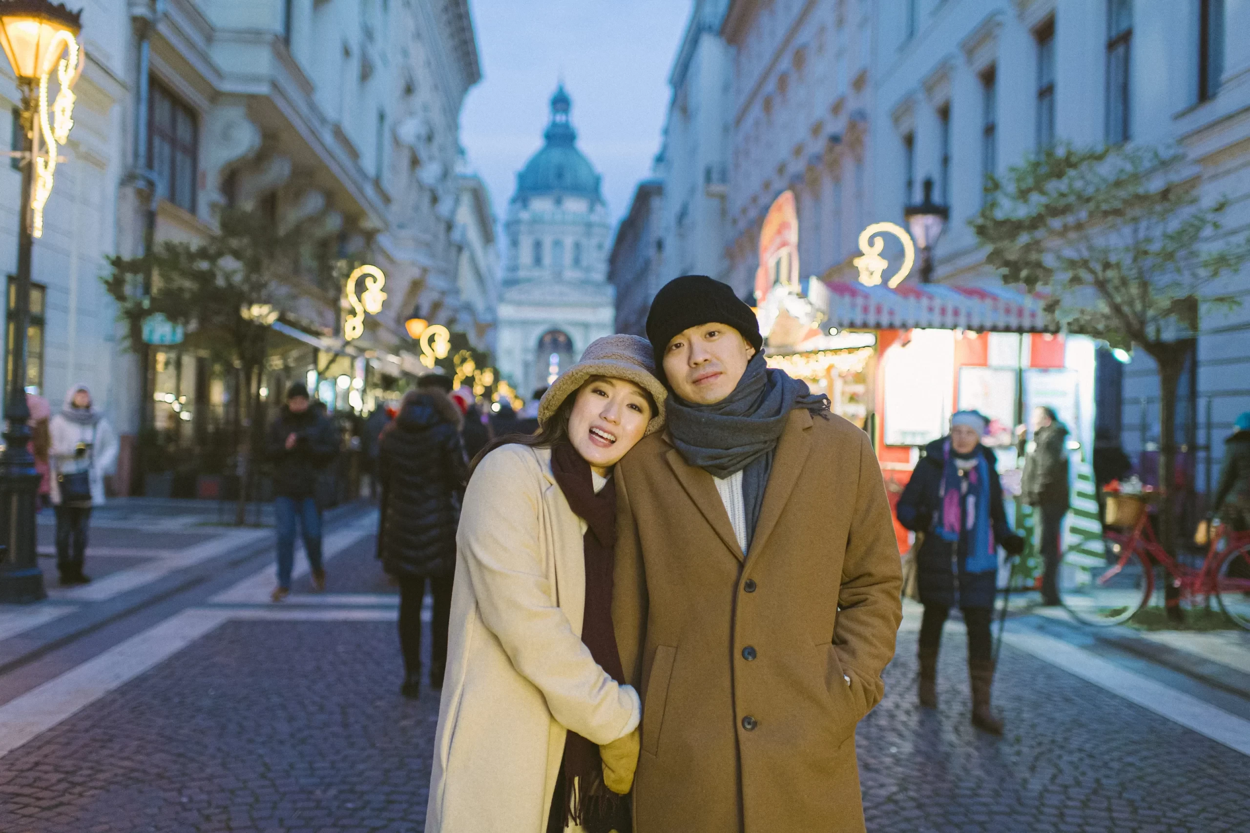 Budapest city pre-wedding photograph