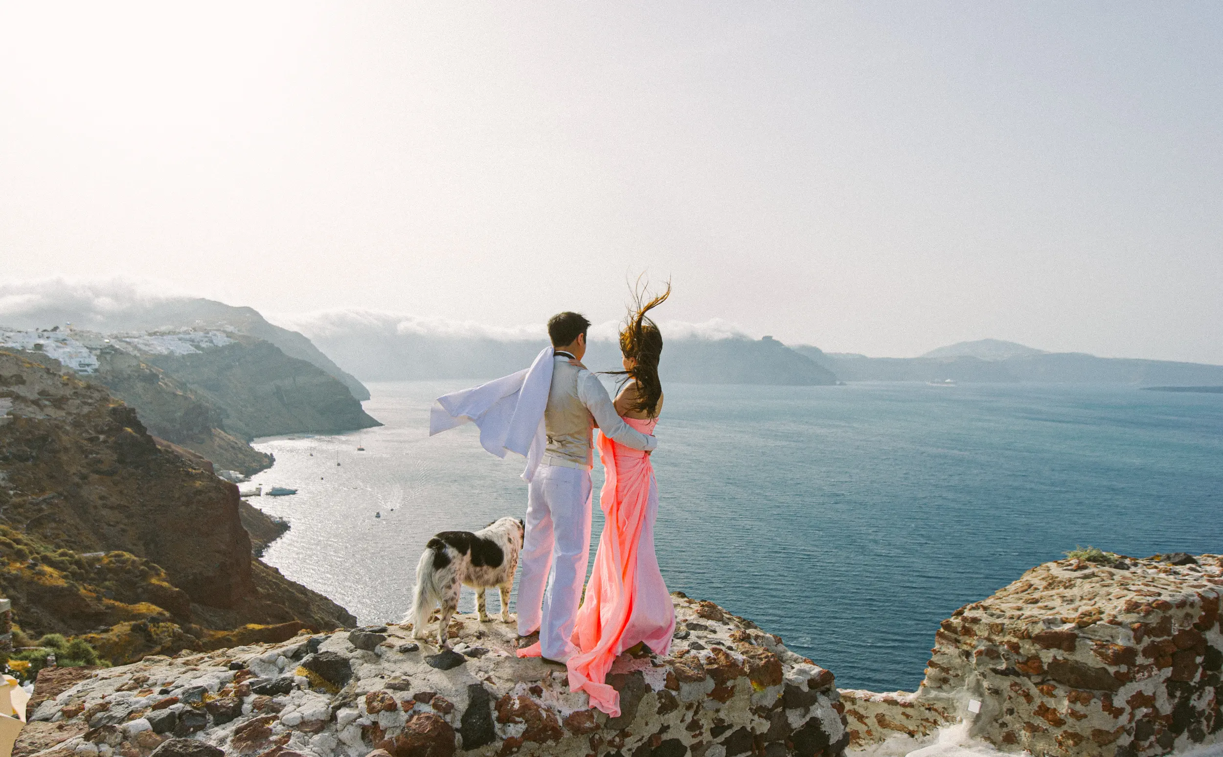 Santorini pre-wedding photography overlooking the Aegean Sea in Greece