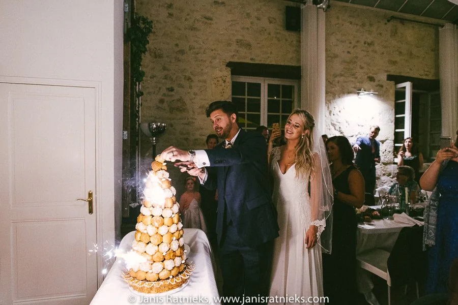 cutting the cake