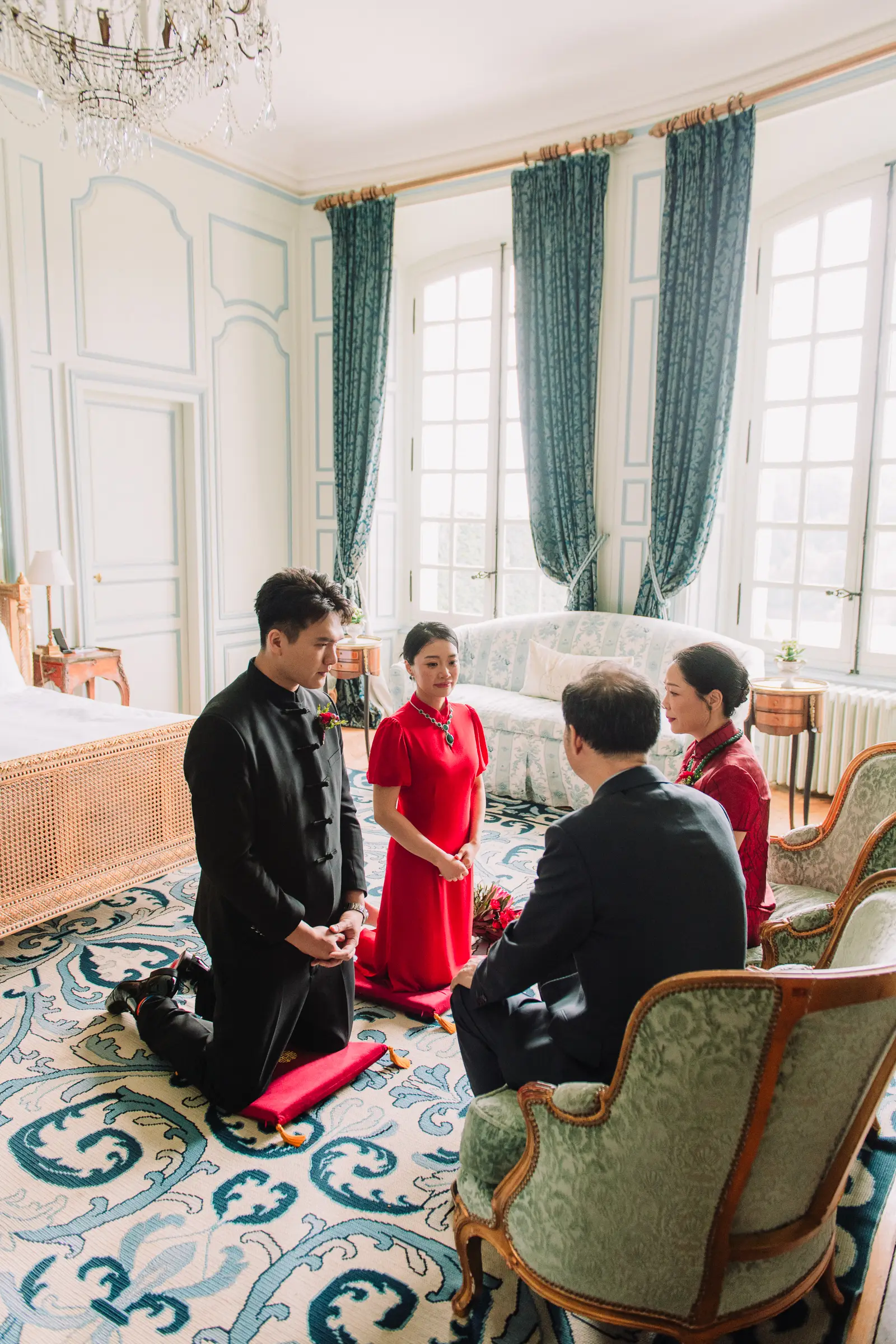 The tea ceremony and Chinese wedding traditions
