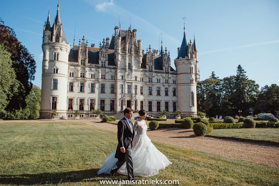 fairy tail wedding photographer
