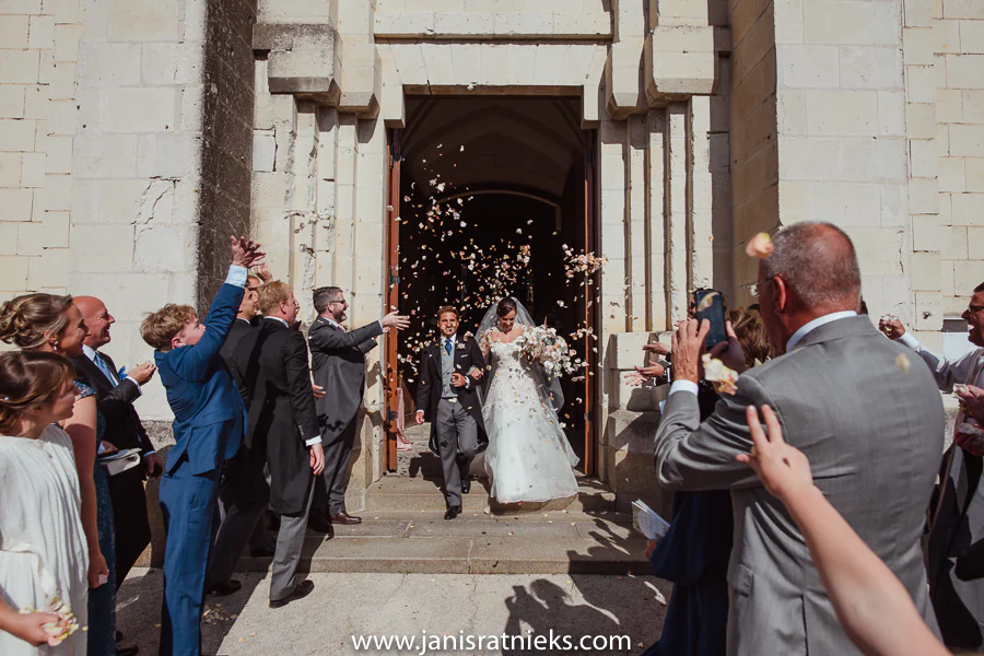 wedding nature friendly confetti ideas