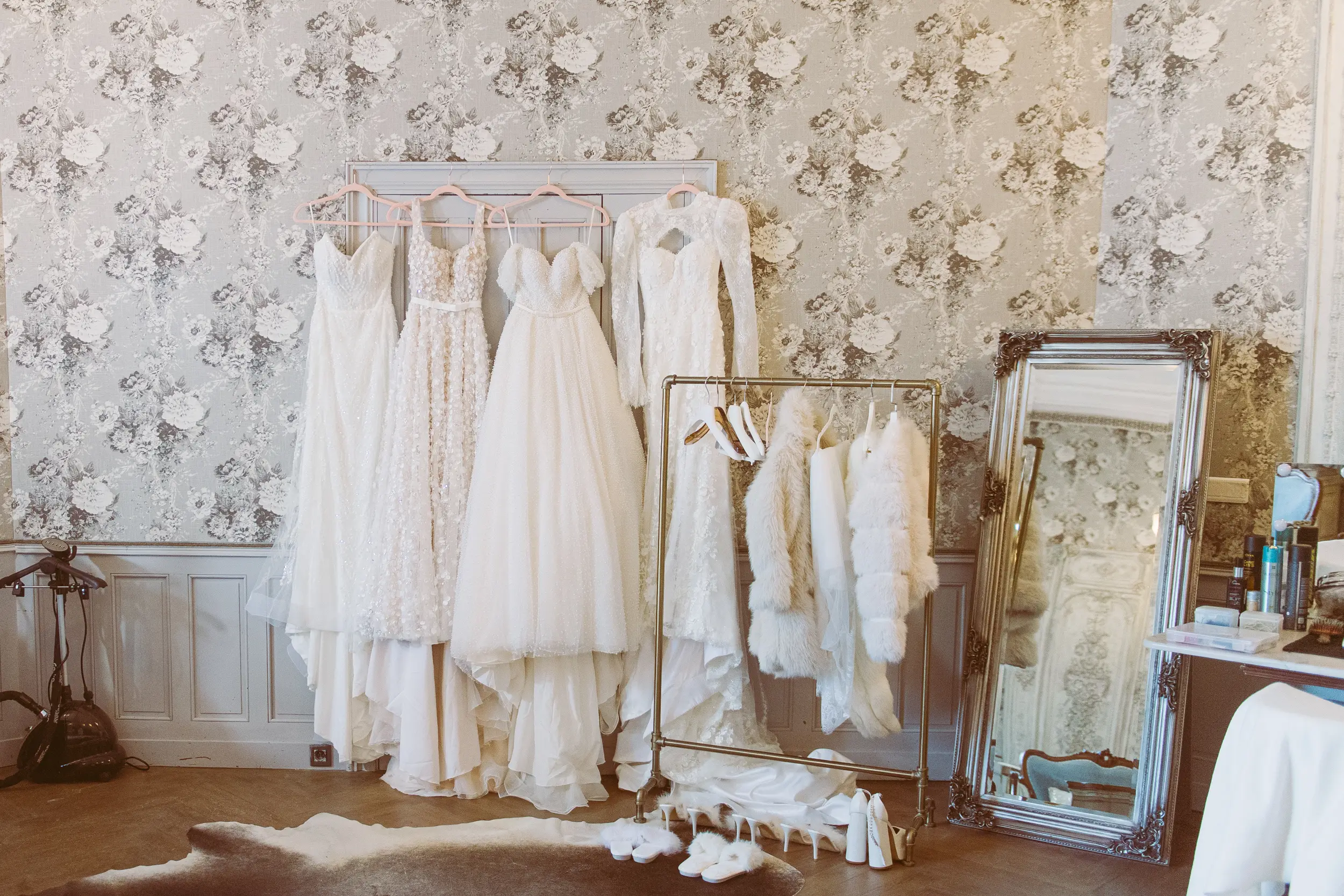 Château Challain wedding — bride getting ready