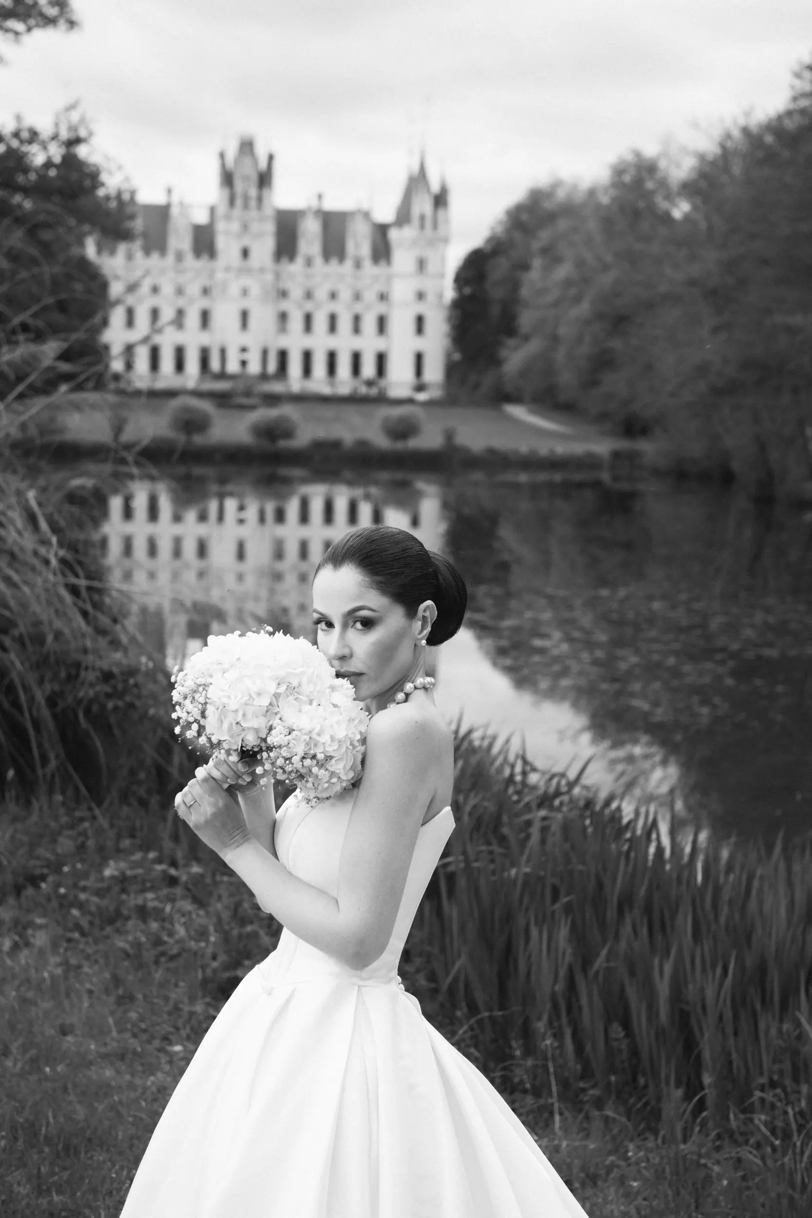 Château Challain wedding — garden
