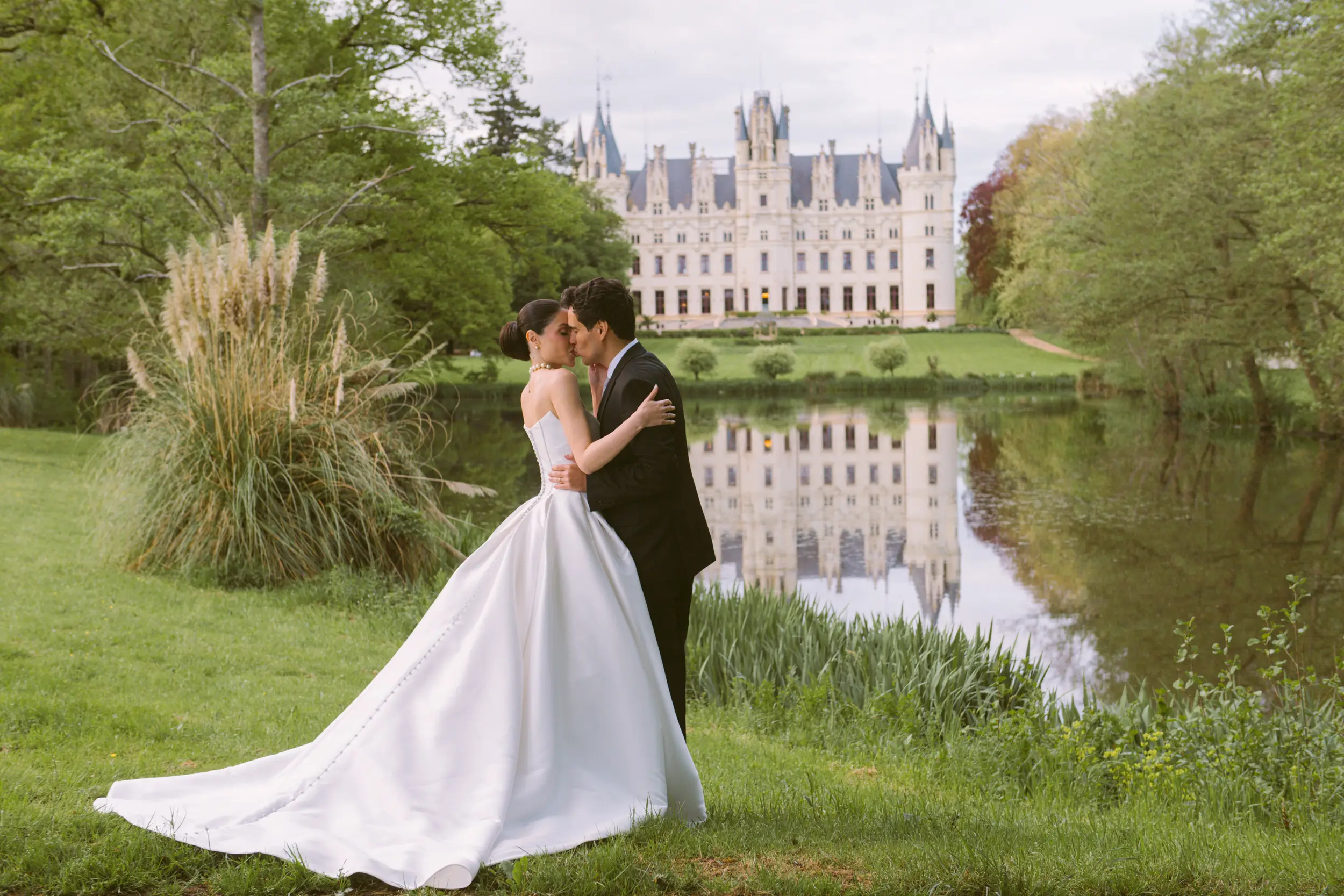 Château Challain wedding — garden
