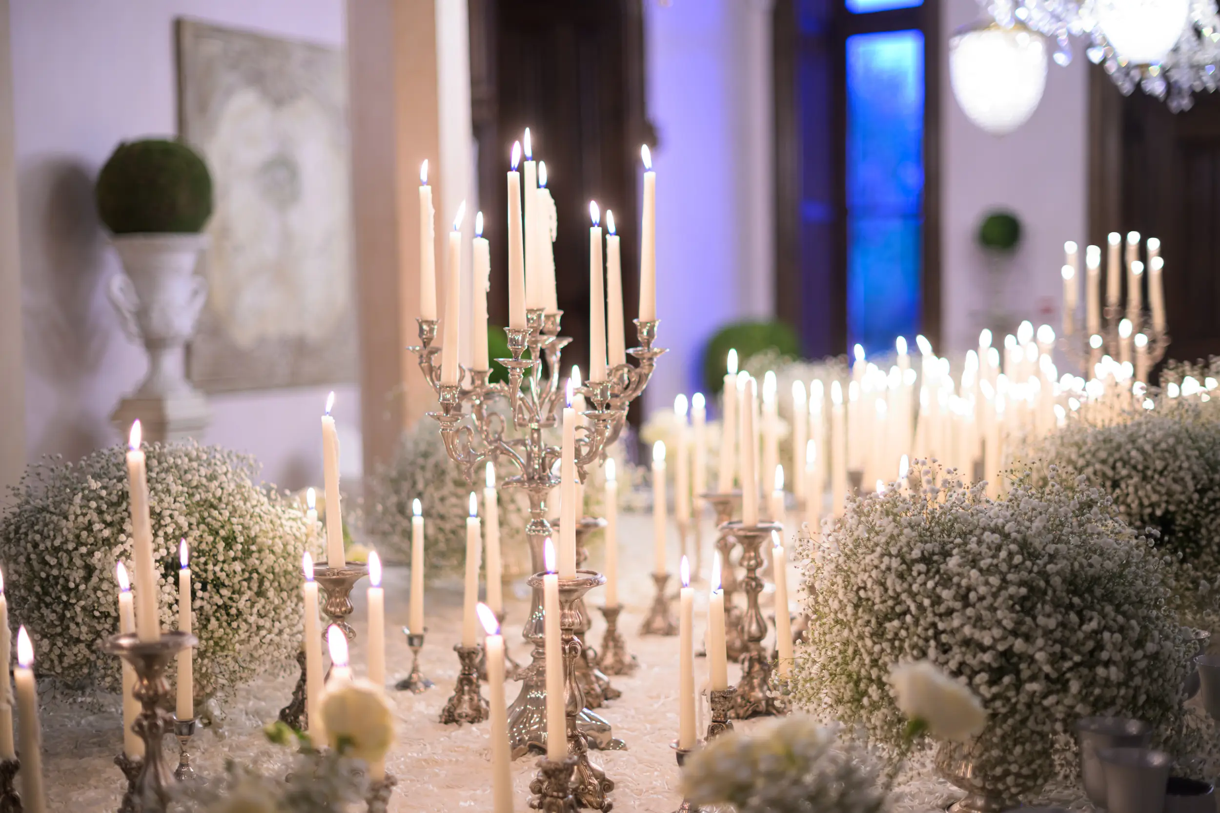 Château Challain wedding — lobby reception party