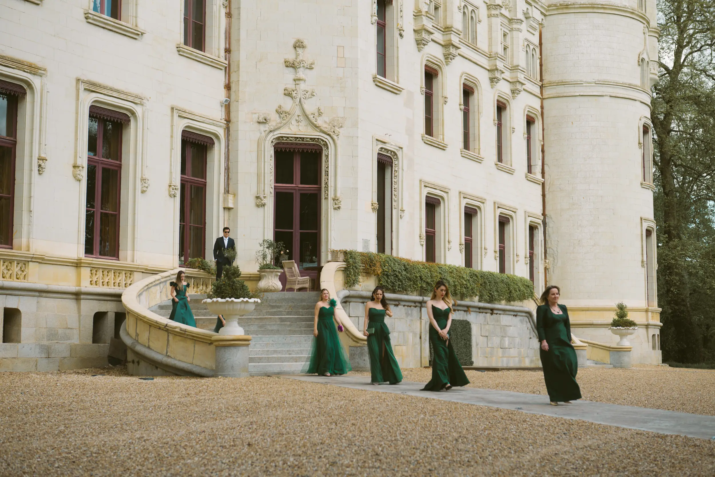 Château Challain wedding — lobby reception party