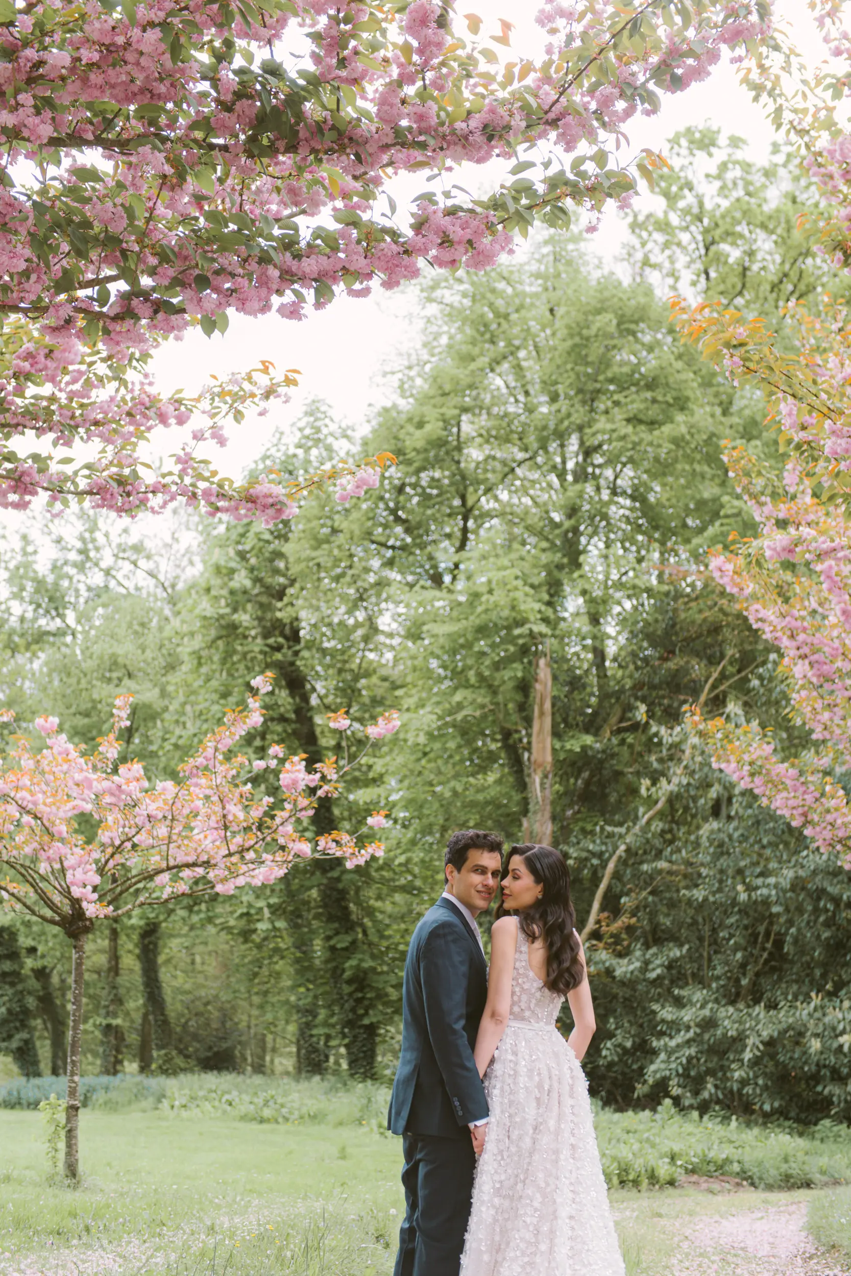 Château Challain wedding — sakura garden photoshoot