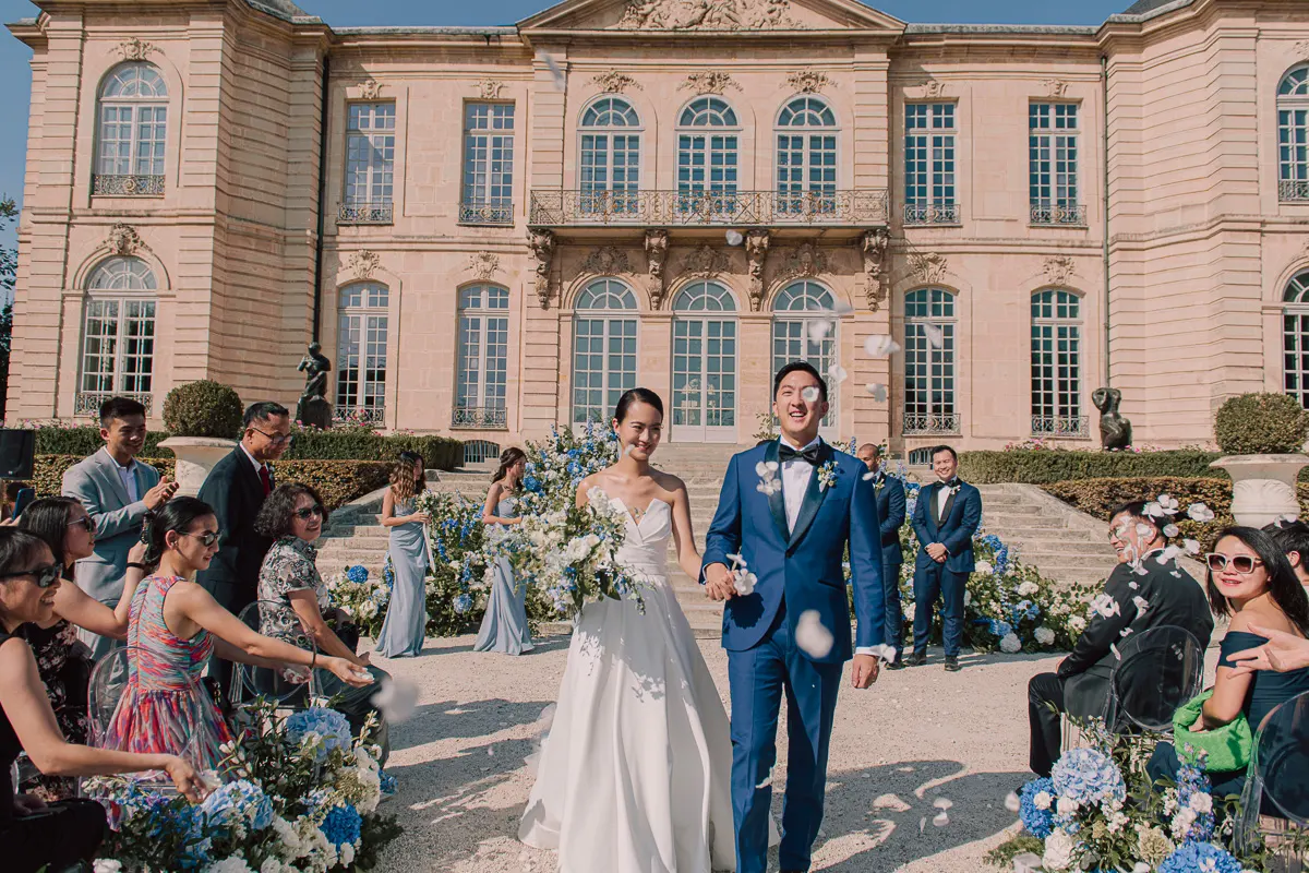 Timeless Rodin wedding moments - Love's elegance in artistry.