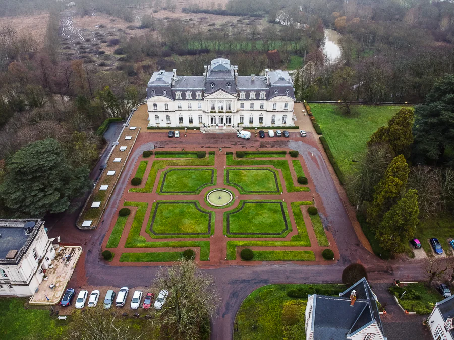 Château D'Artigny from a birds view