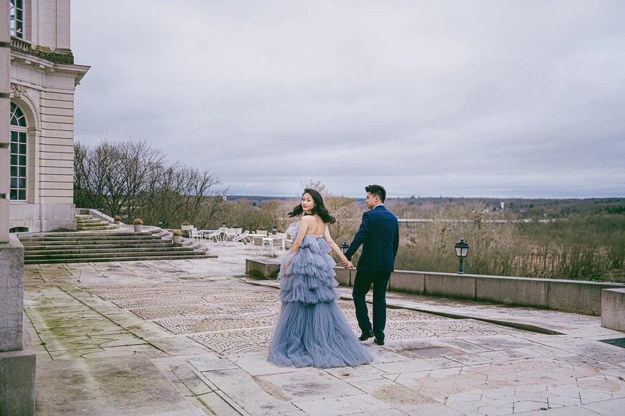 Lucia's bluish-gray dress matched the bluish-gray sky perfectly