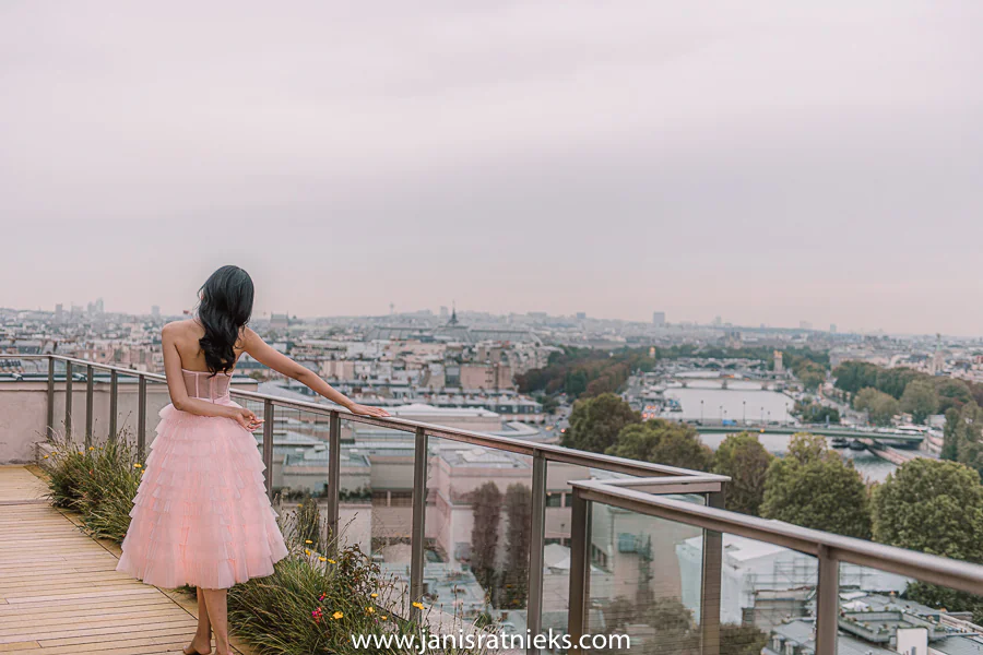 Paris Shangri La photographer