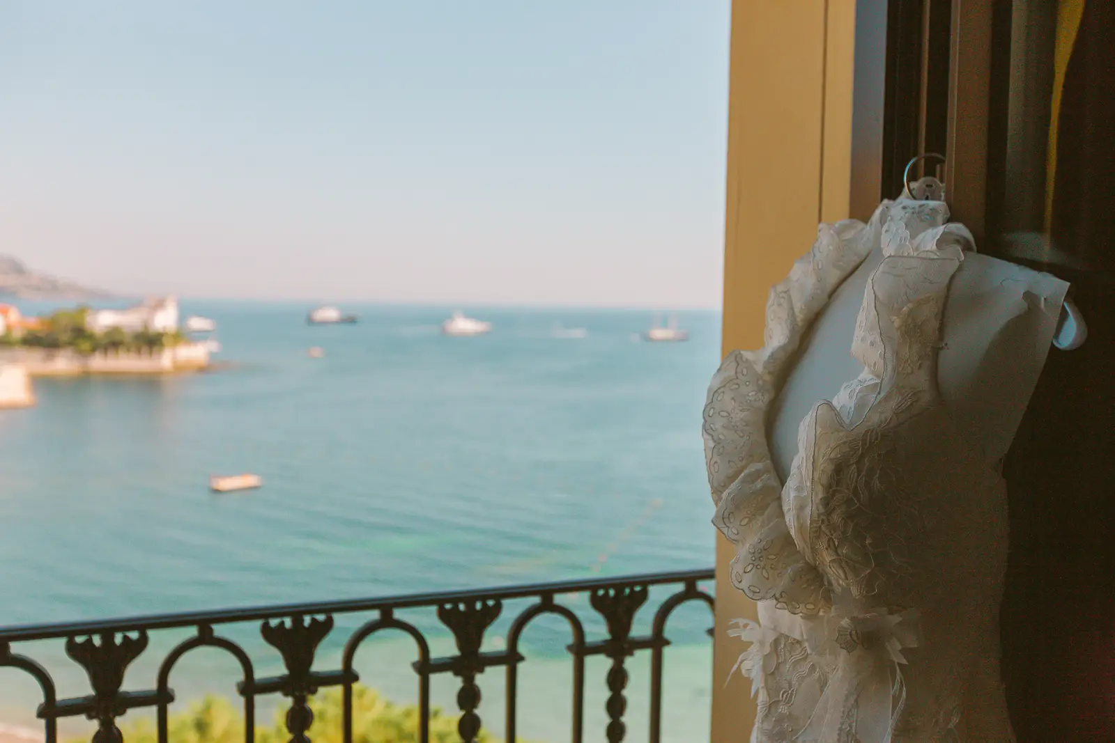 Royal Riviera Hotel wedding photographer in Saint-Jean-Cap-Ferrat on the French Riviera