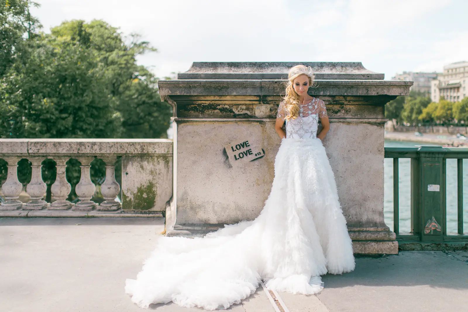 Paris wedding photographer Shangri La wedding 62