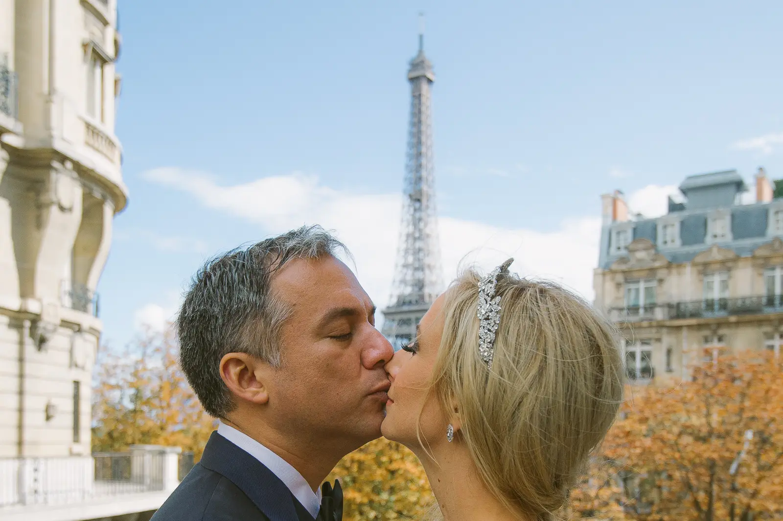 Paris wedding photographer Shangri La wedding 69
