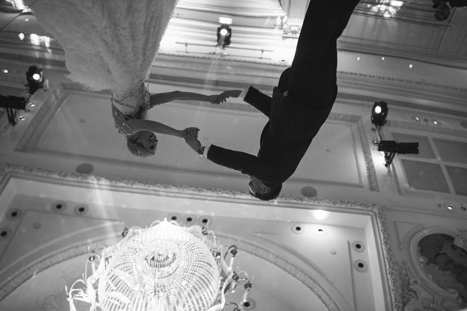 Paris wedding photographer Shangri La wedding 156
