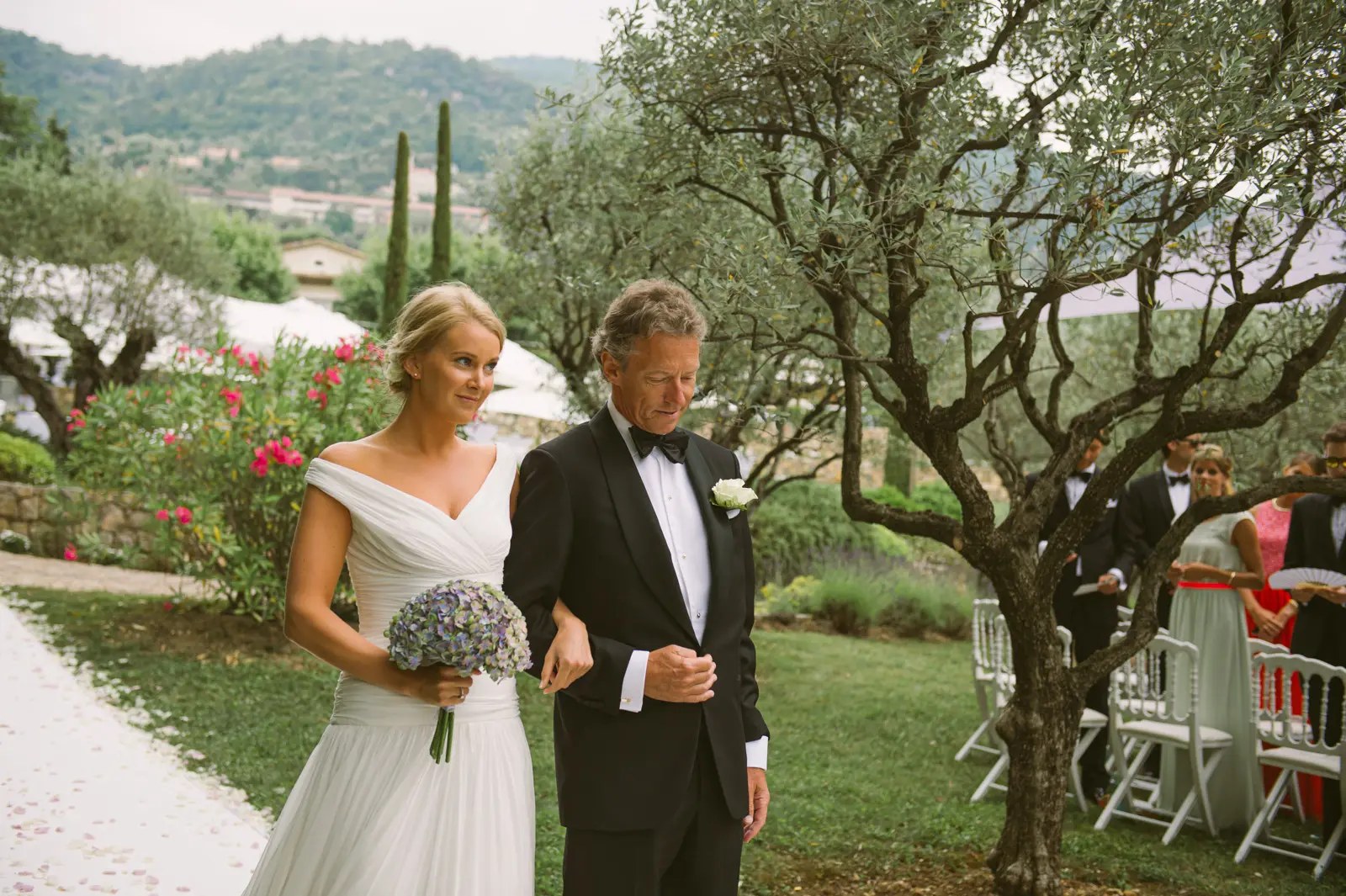 Catherine and Philip’s olive-garden wedding ceremony near Mougins