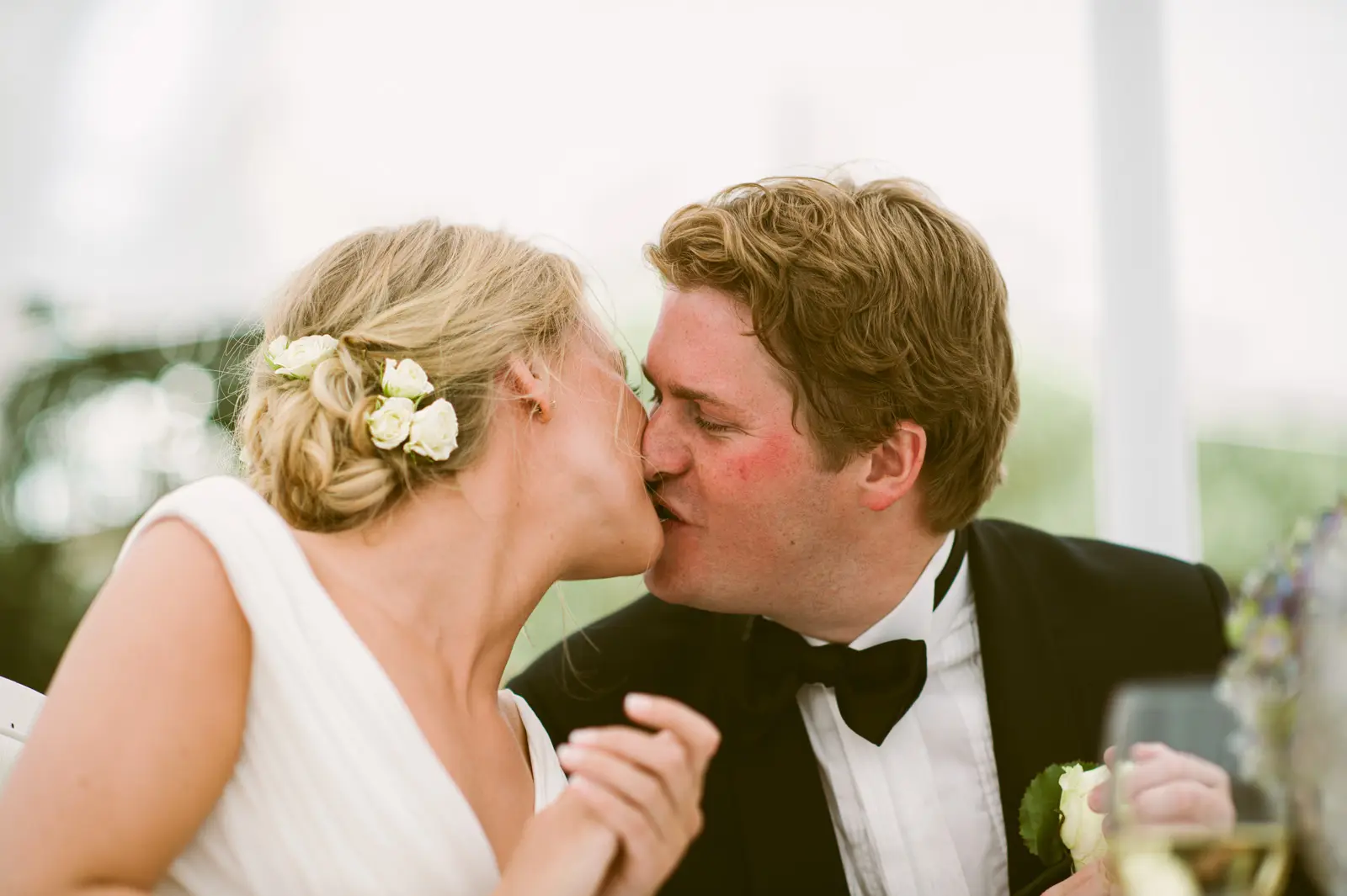 Catherine and Philip’s Royal Mougins poolside dinner and evening celebration