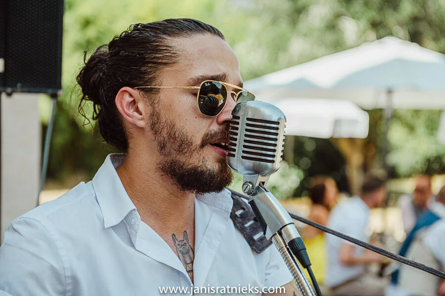 charente wedding music