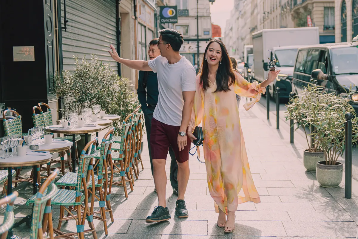 Post-wedding breakfast in Paris - A charming celebration of love.