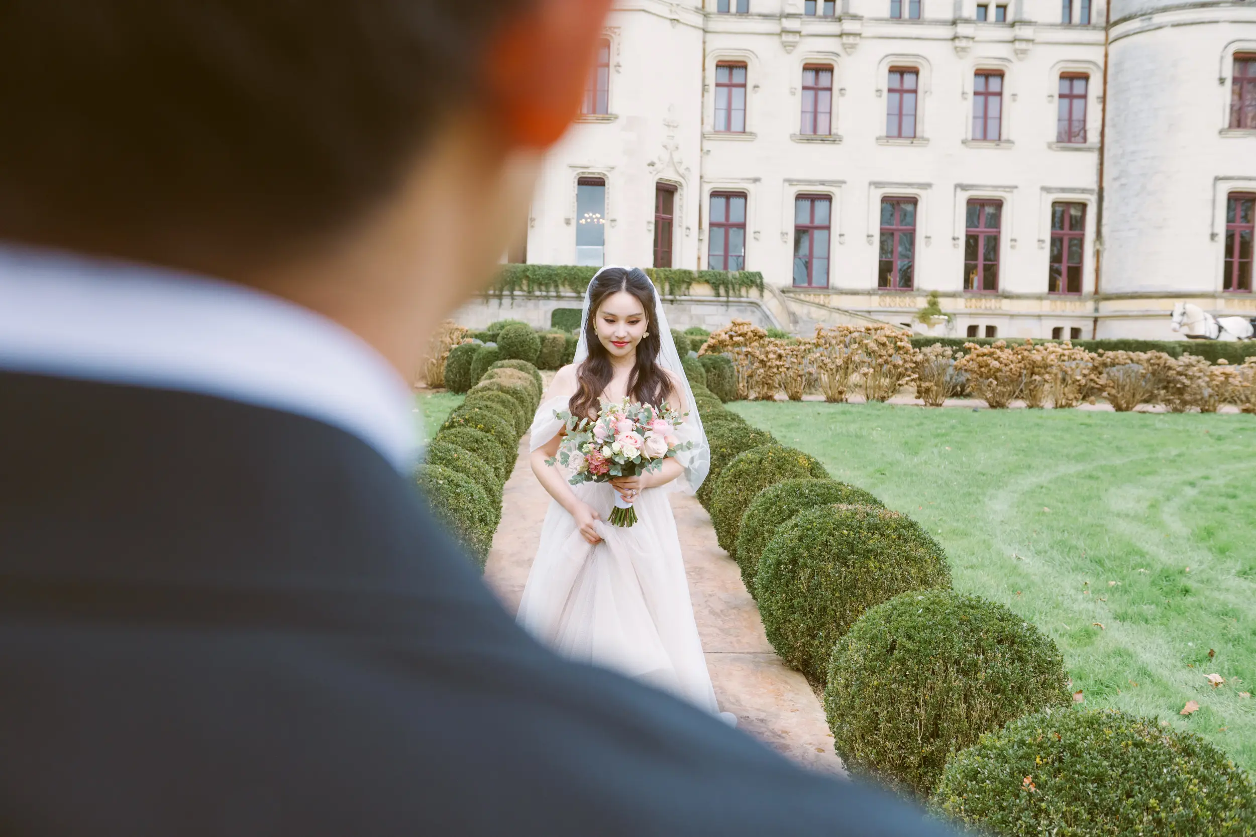 Bride walking down the aisle - Nikon Zf review by wedding photographer