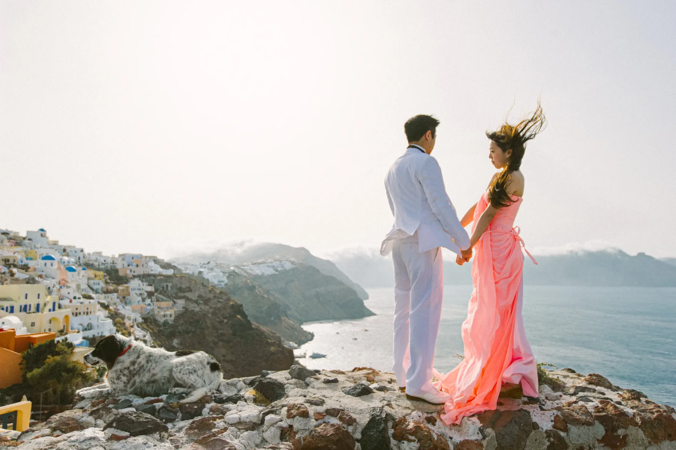 Santorini pre-wedding photography in Oia with whitewashed Cycladic architecture