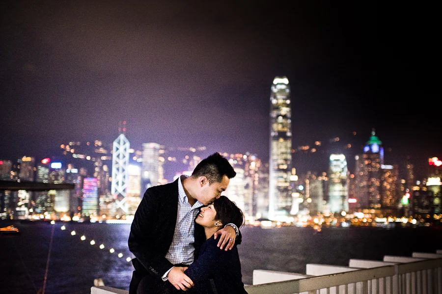 Giney and Andy during their Hong Kong engagement photo shoot