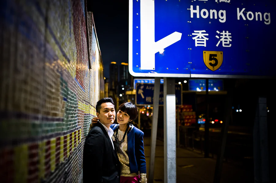 Giney and Andy during their Hong Kong engagement photo shoot