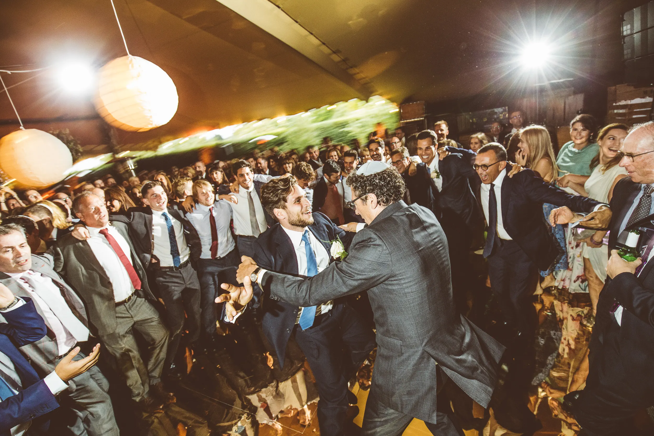 Rebecca and Jack’s Jewish wedding in Hampshire, photograph 92 by Janis Ratnieks