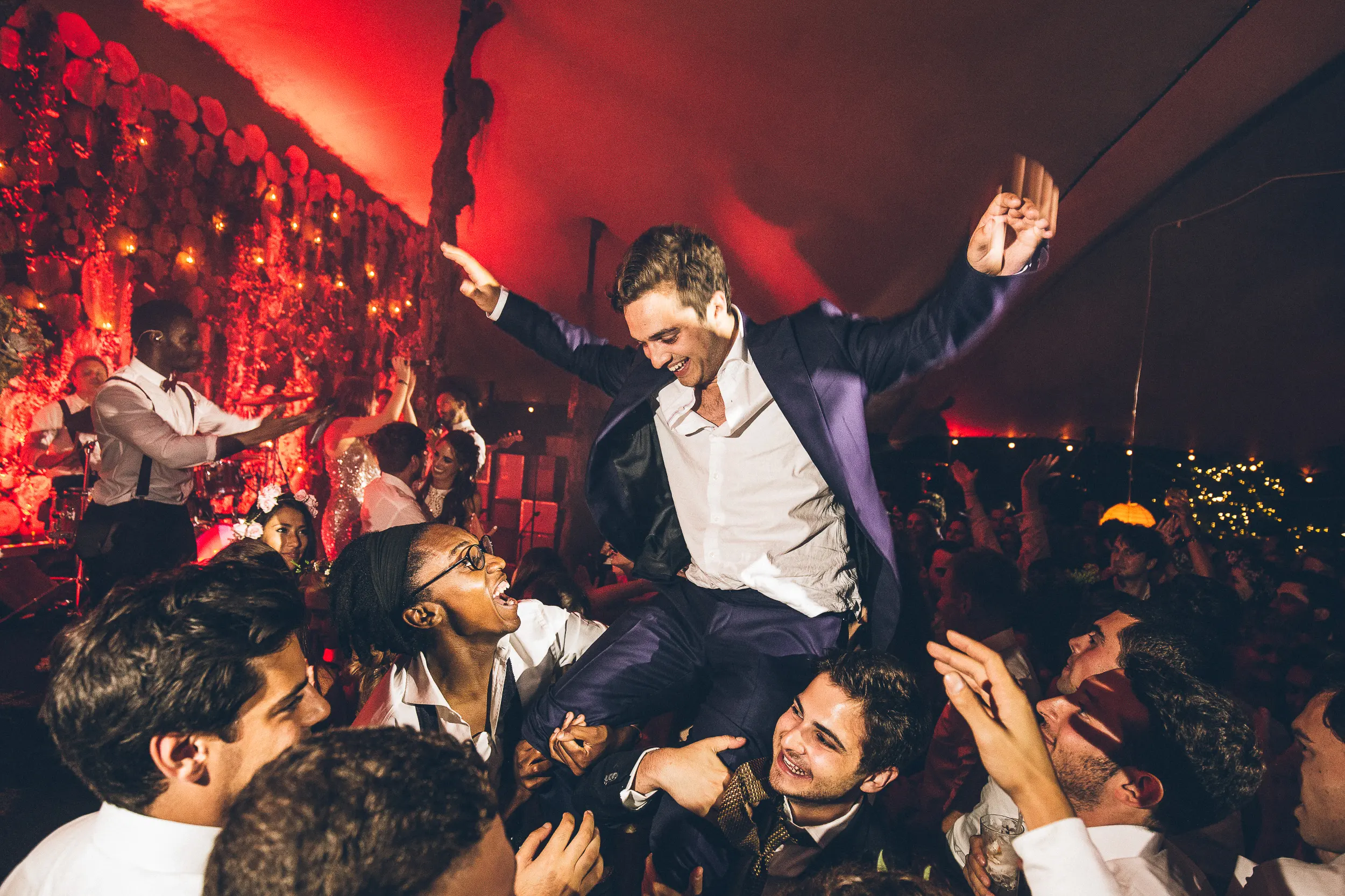 Rebecca and Jack’s Jewish wedding in Hampshire, photograph 148 by Janis Ratnieks
