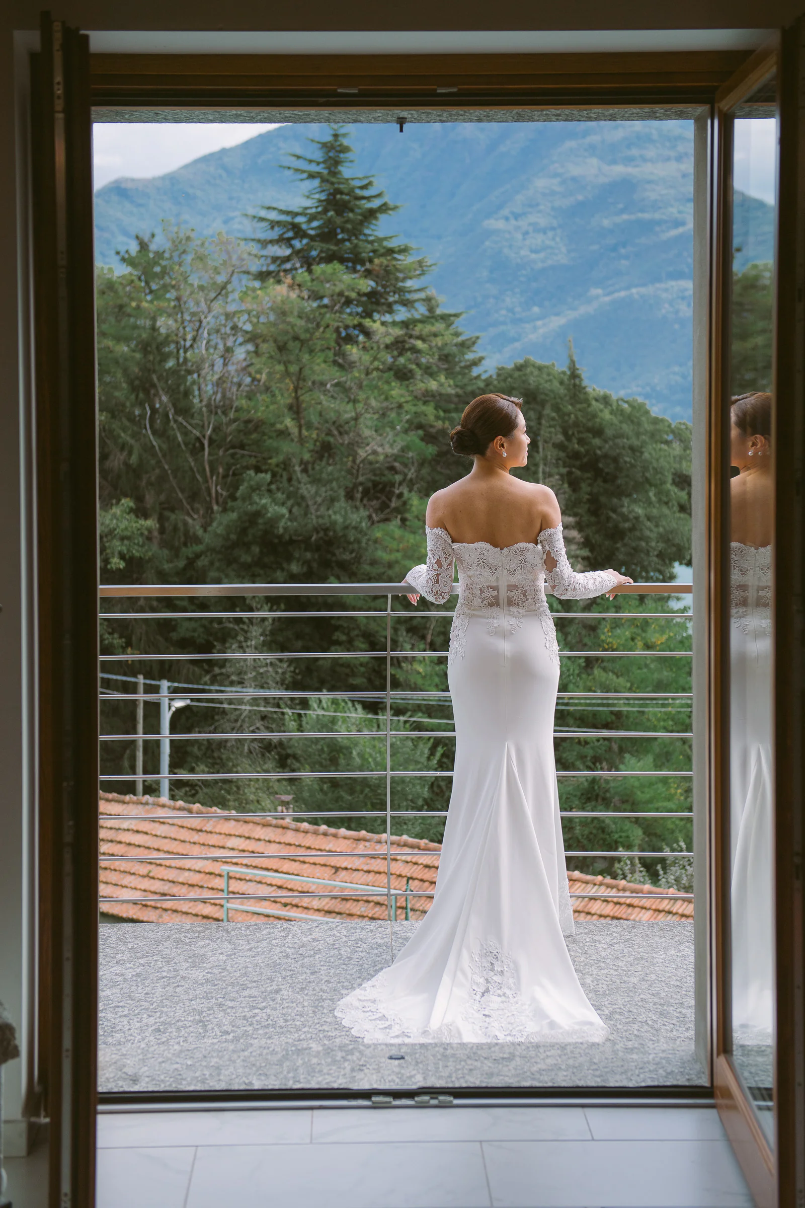 Jane and Lucas at their private Lake Como villa elopement, photograph 12