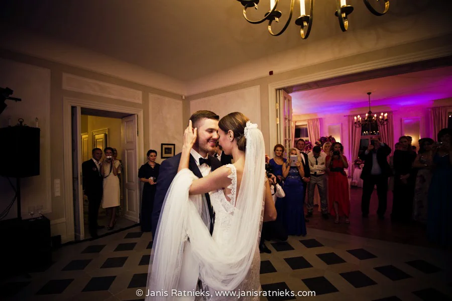 Eleonore and Victor wedding at Rumene Manor in Latvia, photograph 52