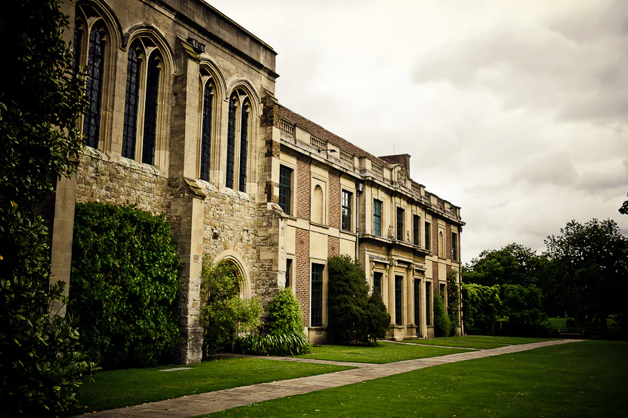 Jasmin and Tom’s Eltham Palace wedding photography, photograph 2 by Janis Ratnieks