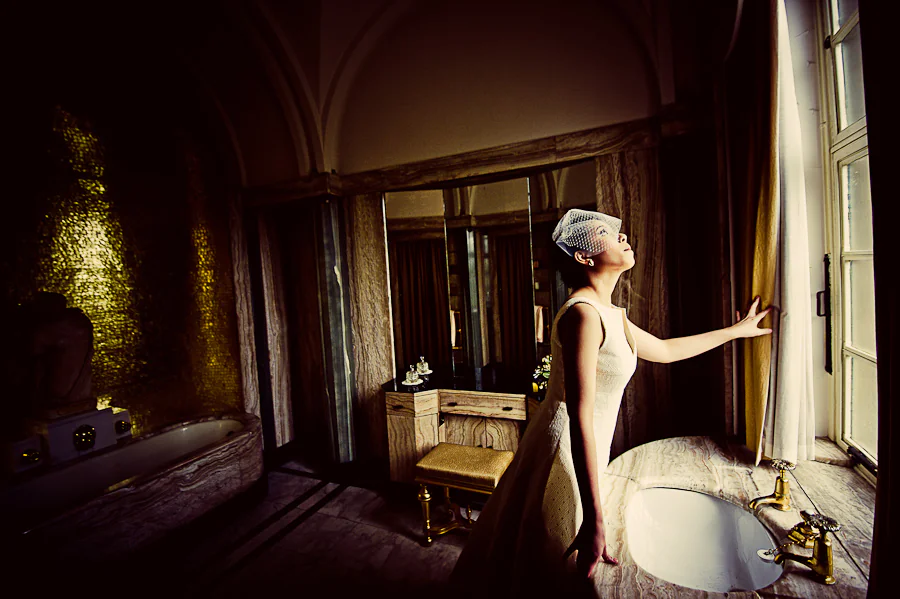 Jasmin and Tom’s Eltham Palace wedding photography, photograph 14 by Janis Ratnieks