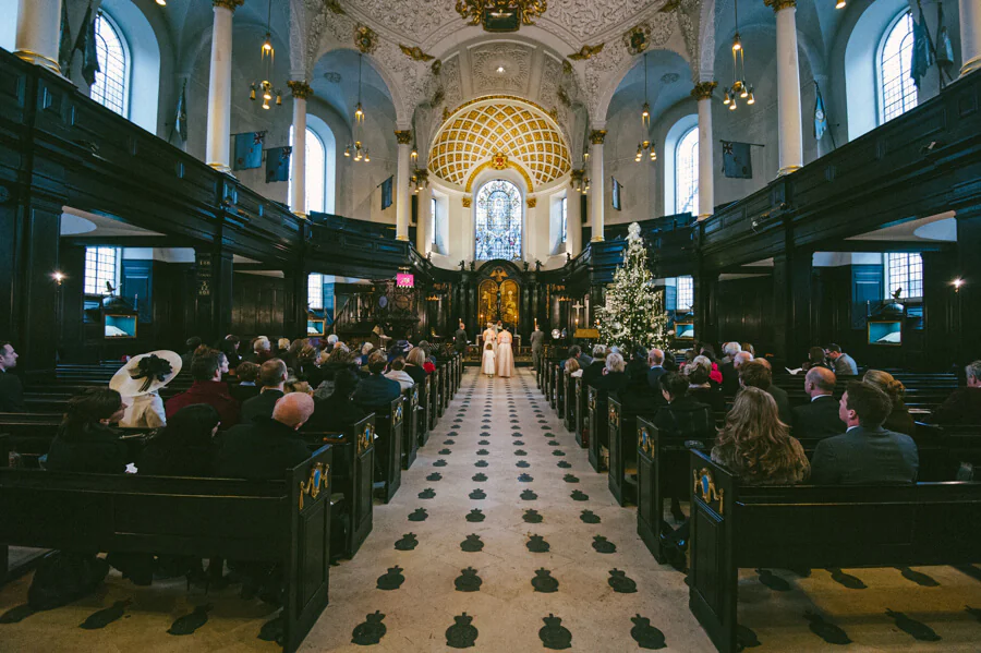 real wedding St. Clement Danes Church, London