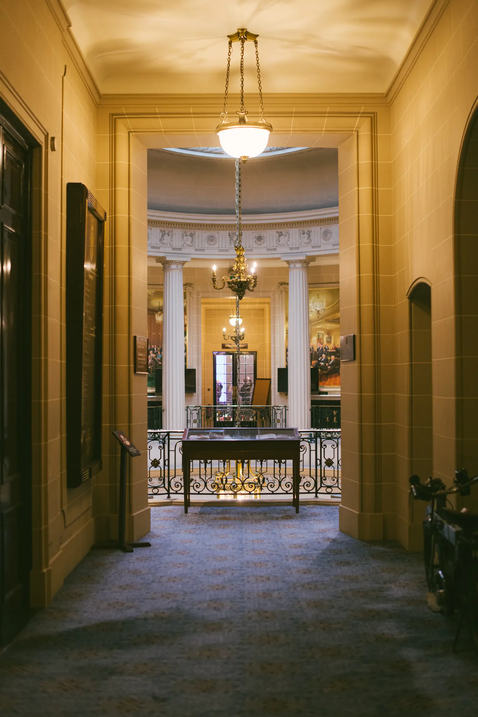 the Royal Automobile Club wedding on Pall Mall