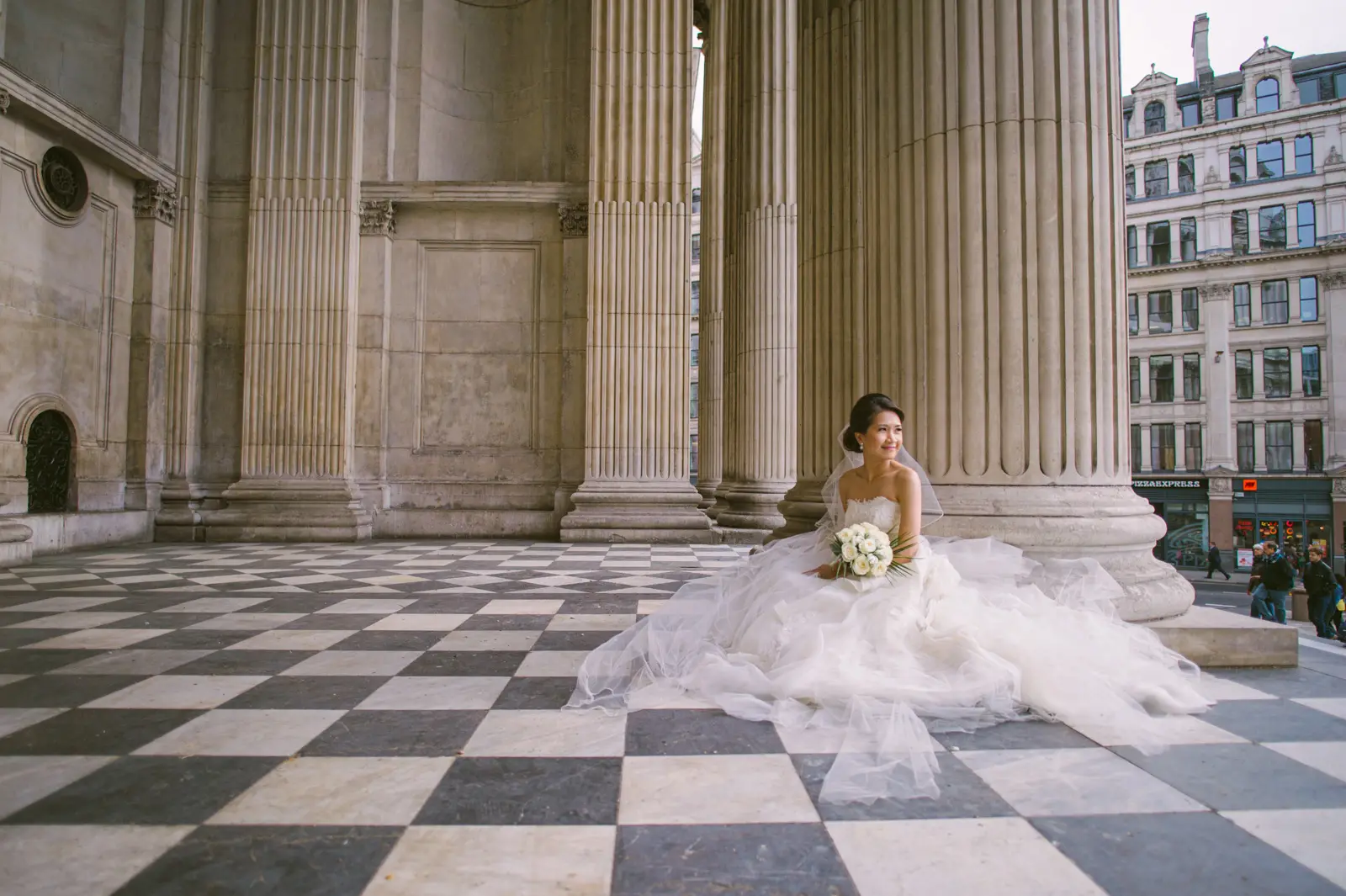 Oey and Day’s spring pre-wedding in London