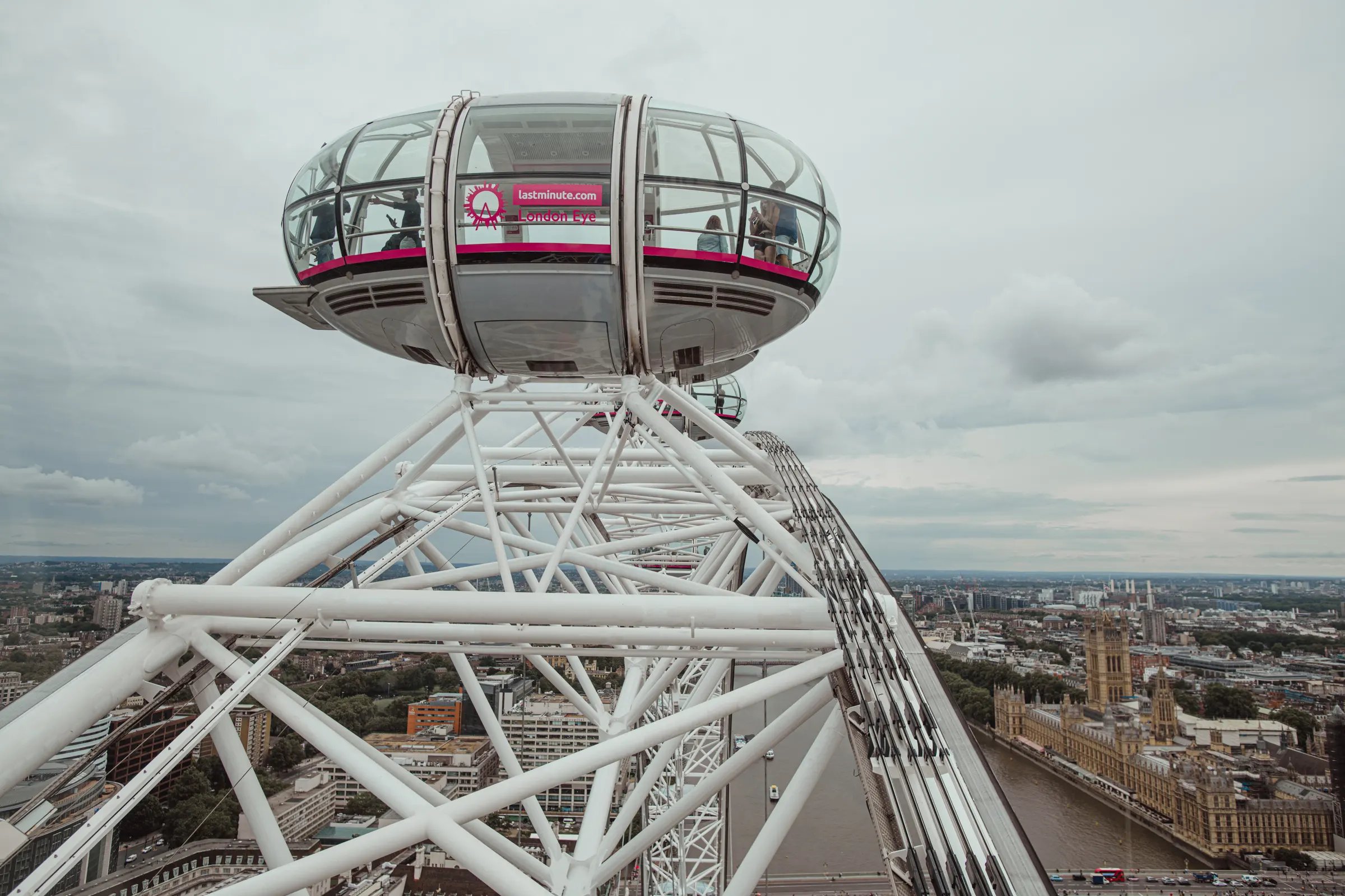 A Westminster elopement at Corinthia Hotel and the London Eye