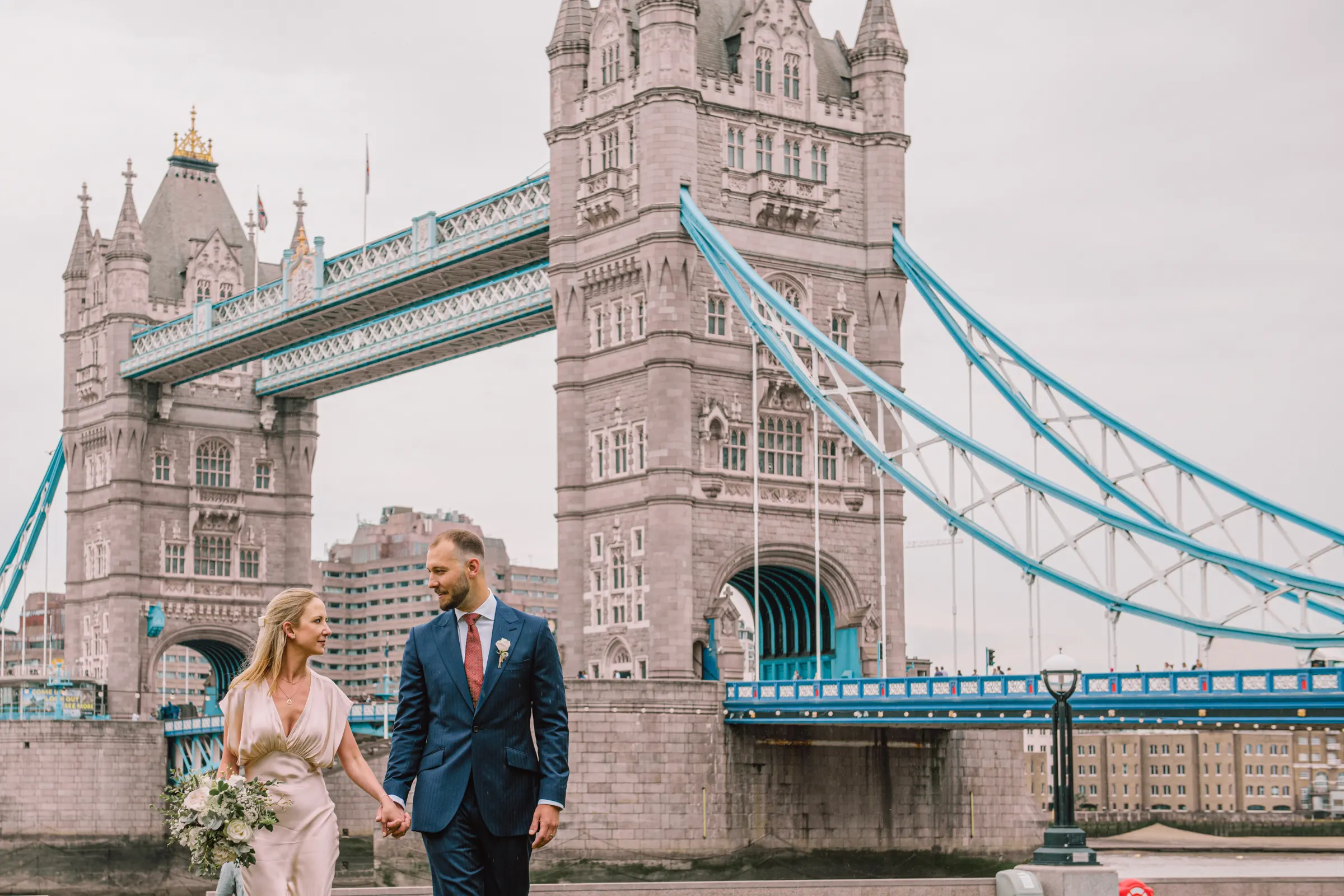 Westminster London wedding photographer elegant city divider image