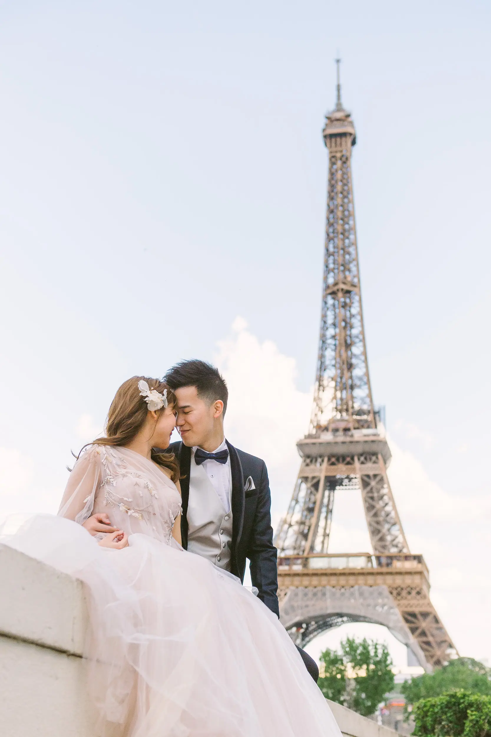 Paris pre-wedding photography by Janis Ratnieks