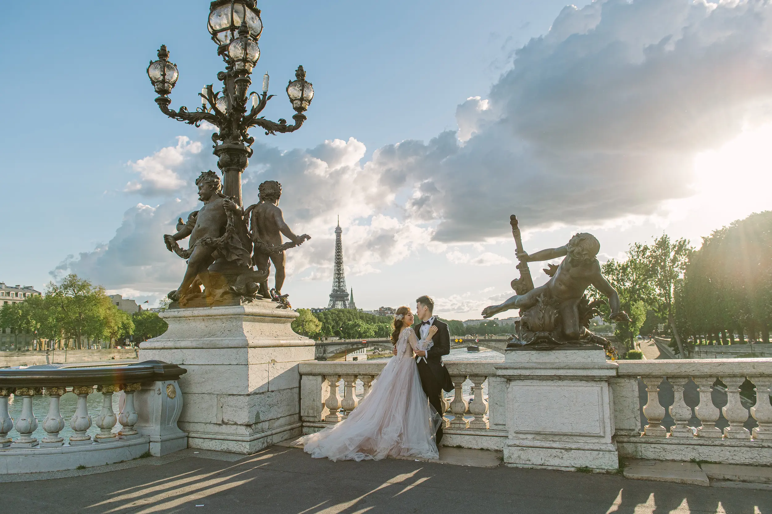 Paris pre-wedding photography by Janis Ratnieks