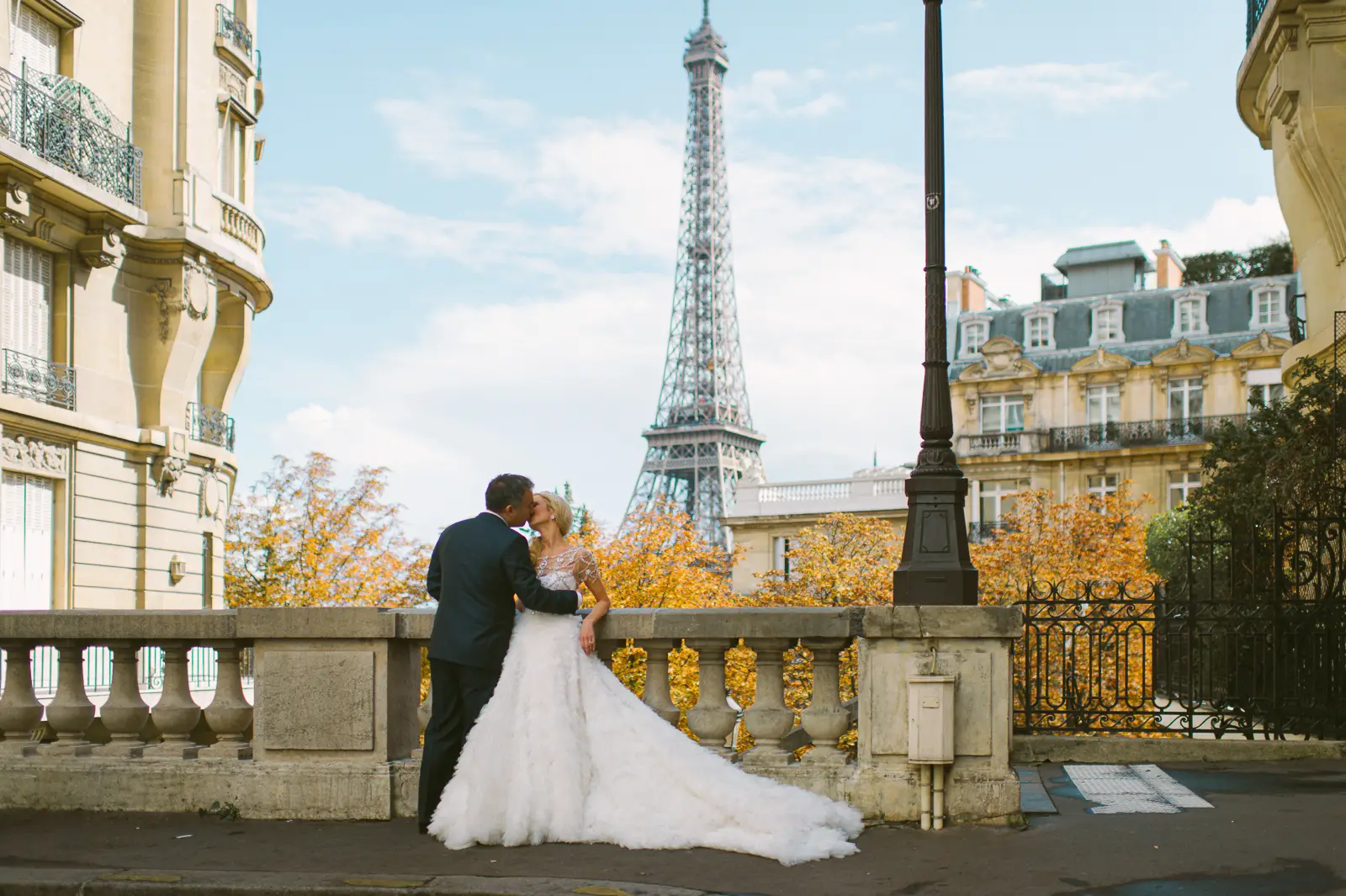 Paris pre-wedding photography by Janis Ratnieks