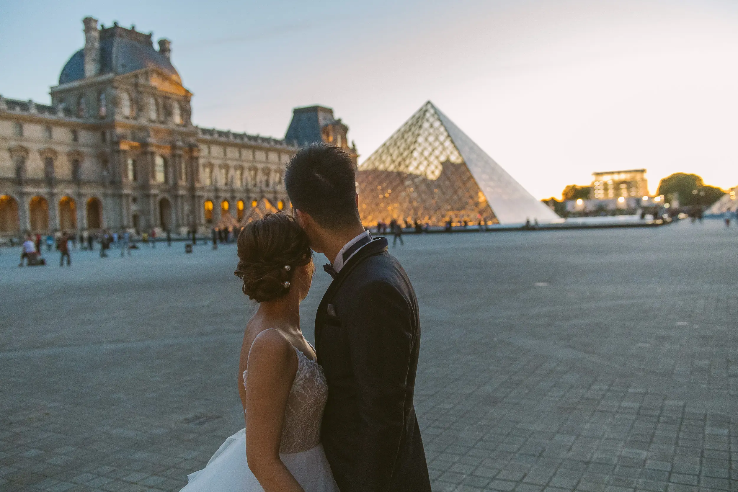 Paris pre-wedding photography by Janis Ratnieks