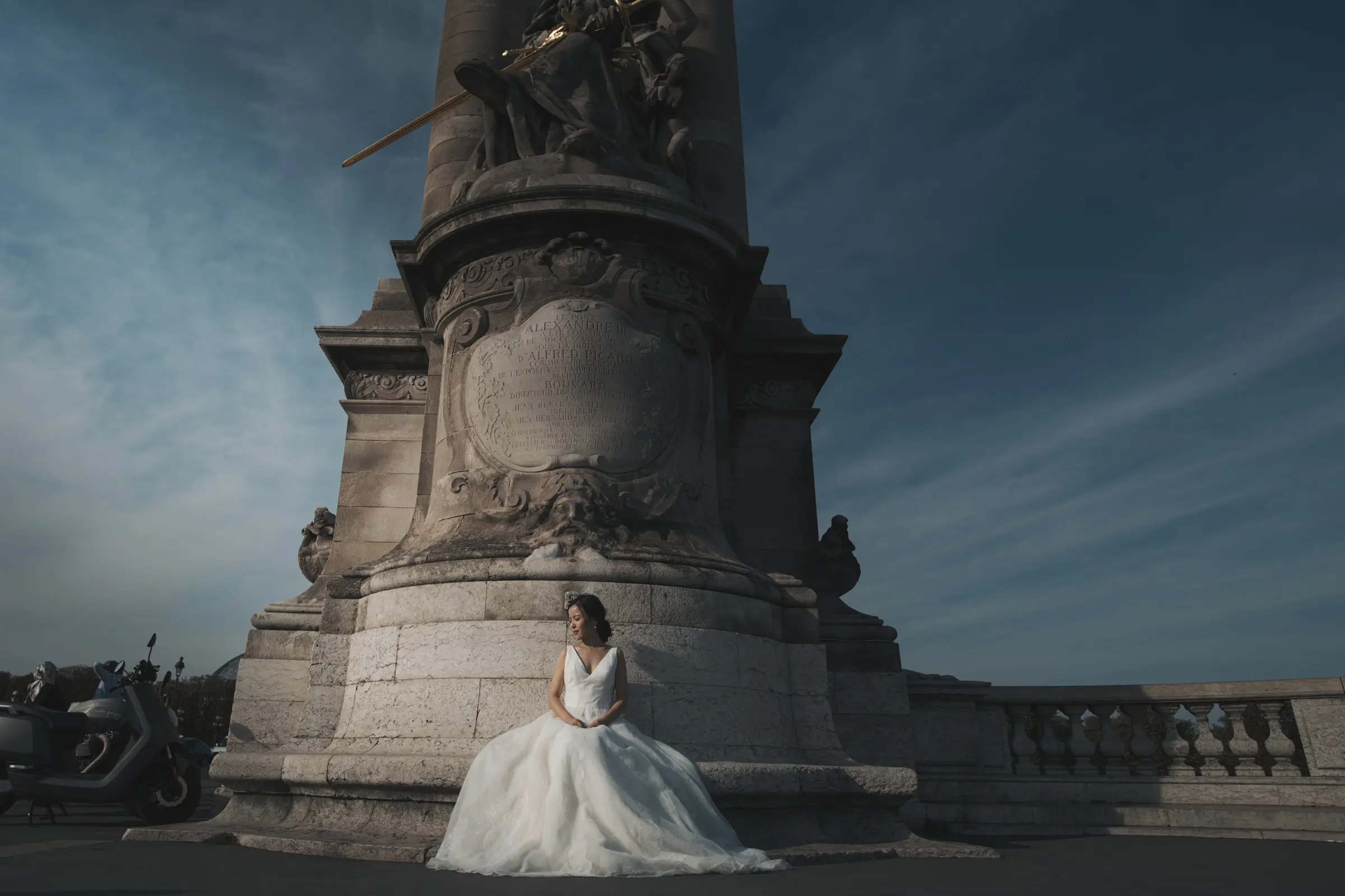 Paris half-day pre-wedding photoshoot by Janis Ratnieks