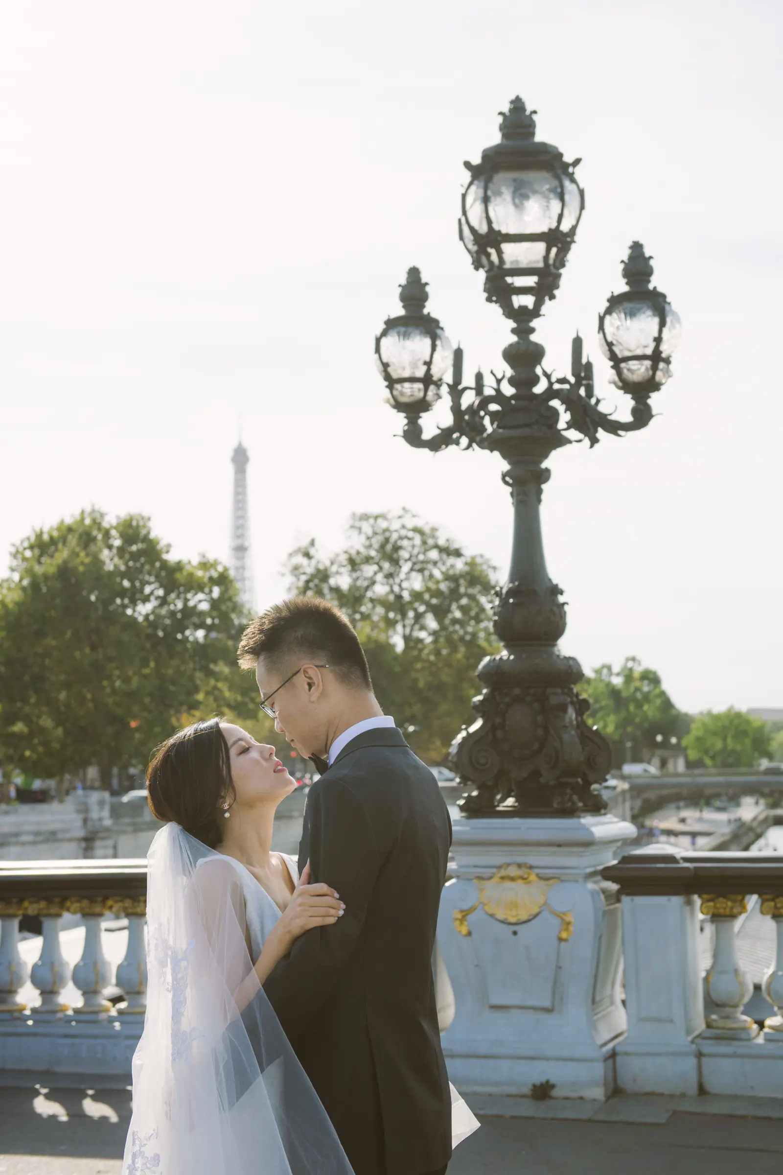 Paris half-day pre-wedding photoshoot by Janis Ratnieks