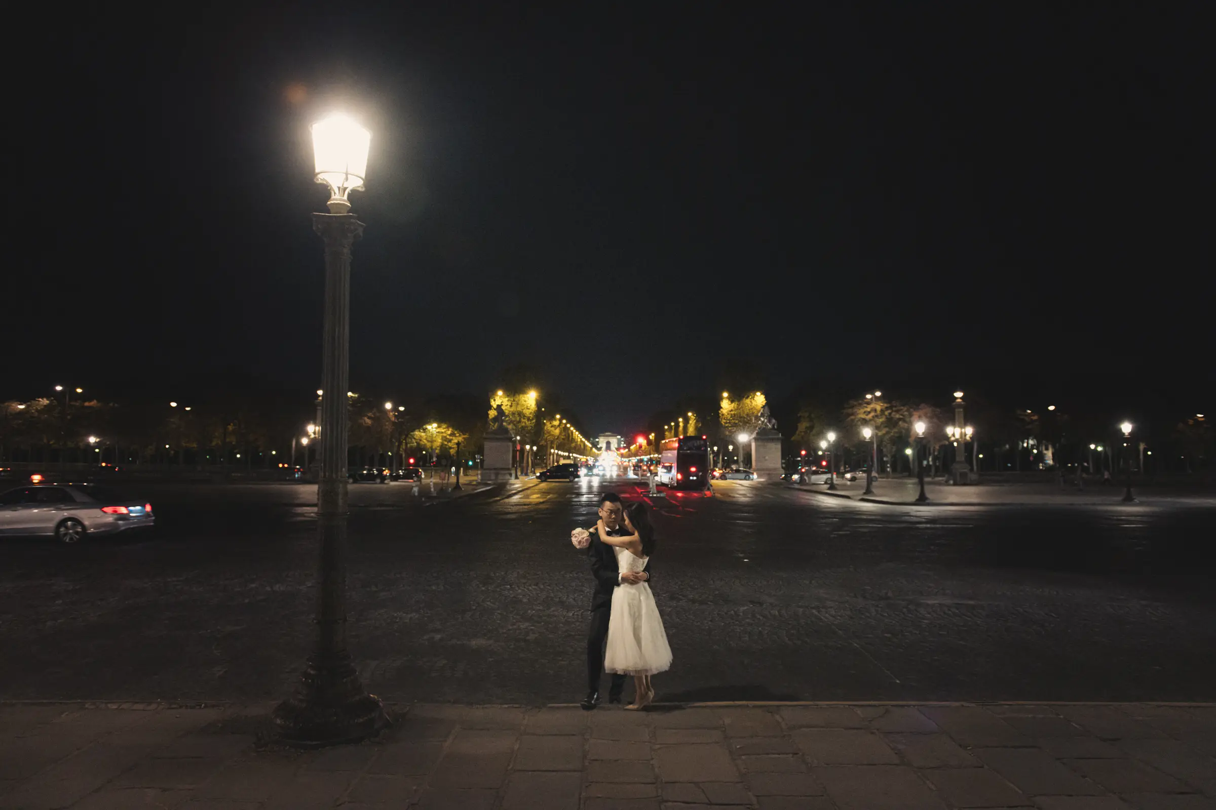 Paris half-day pre-wedding photoshoot by Janis Ratnieks