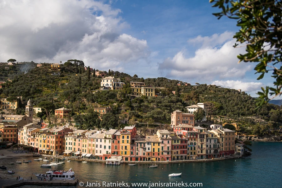 Panoramic view of Portofino harbour from the San Giorgio hillside