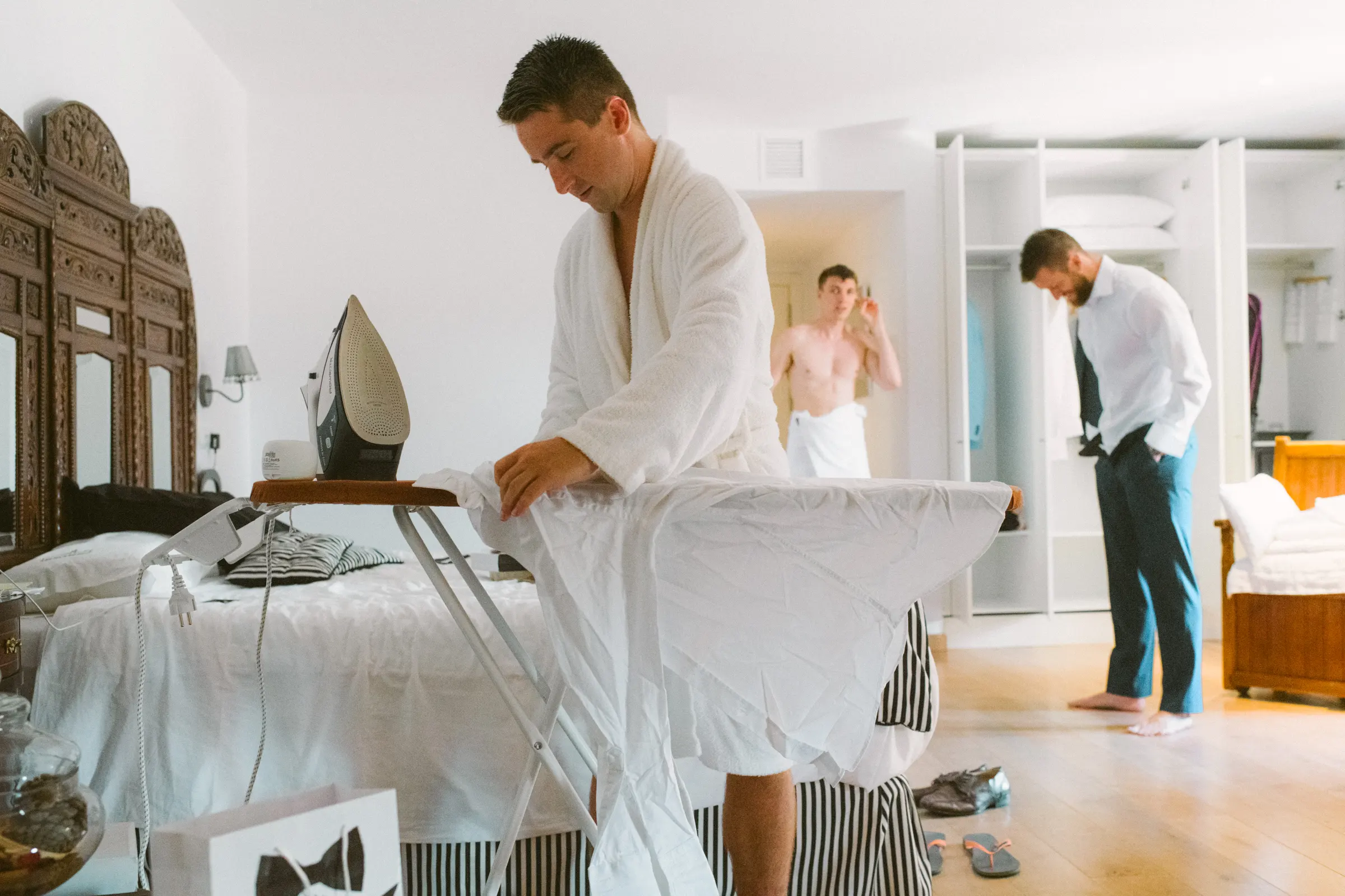 Sara and Kieran's Sant Pere del Bosc wedding in Spain