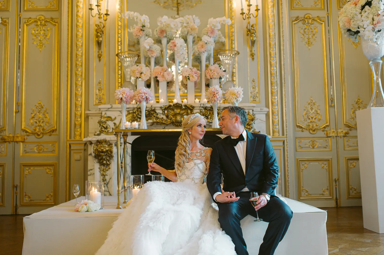Shangri-La Paris luxury wedding photography by Janis Ratnieks